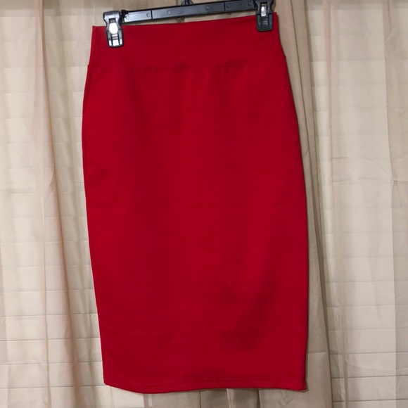 Sweet Dresses & Skirts - 🎯🎯 Final Price NWOT L Pencil Skirt 🌹